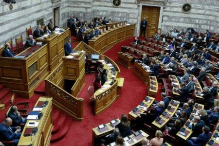 Αναθεώρηση Συντάγματος: Συγκλίσεις και διαφωνίες στις αναθεωρητέες διατάξεις
