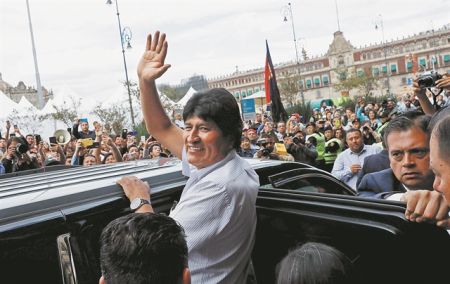 Πώς έχασε την εξουσία ο Εβο Μοράλες