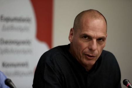 DiEM25 : Ο απολογισμός και οι στόχοι από τον Γιανη Βαρουφάκη