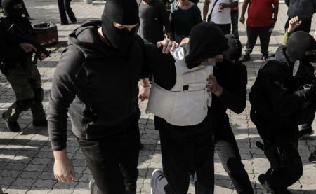 «Επαναστατική Αυτοάμυνα» : Αρνείται οποιαδήποτε σχέση με την οργάνωση ο Β. Σταθόπουλος