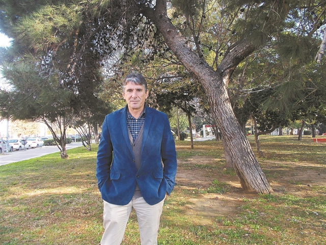 Ενας τρομοκράτης που αυτοκτονεί