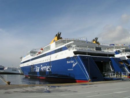 Προς την Νάξο με εισροή υδάτων πλέει το Blue Star Naxos