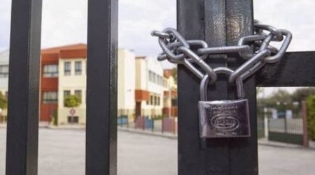 Π. Αττικής για το δίωρο κλείσιμο των σχολείων: Με την ασφάλεια των πολιτών δεν παίζουμε