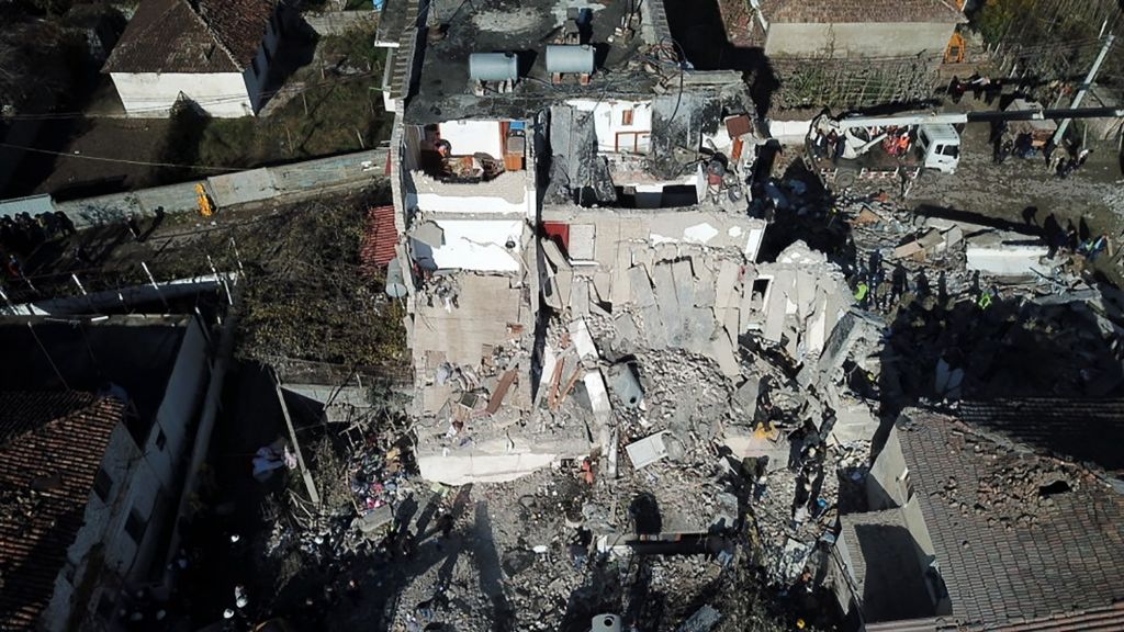 Σεισμός στην Αλβανία : 15 οι νεκροί και αυξάνονται συνεχώς – Μάχη των σωστικών με τον χρόνο