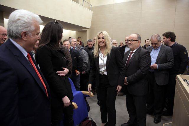 Γεννηματά: Στηρίζουμε τη βιώσιμη επιχειρηματικότητα