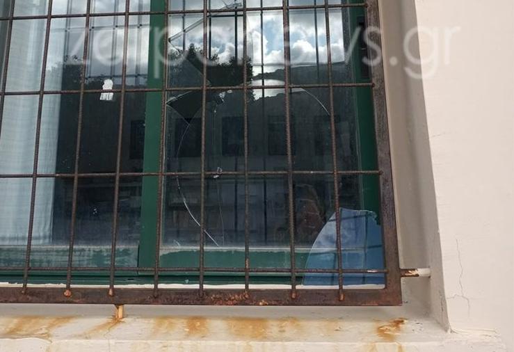 Άγνωστοι «γάζωσαν» σχολείο στα Χανιά