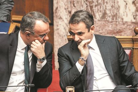 Εξι μήνες αγωνίας για την οικονομία