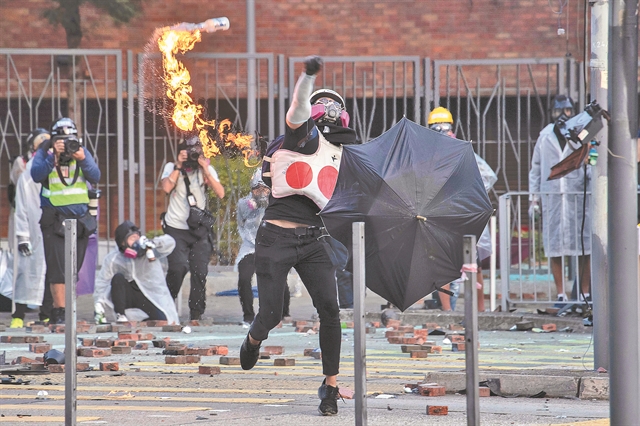 Ωρα μηδέν για την αυτονομία του Χονγκ Κονγκ