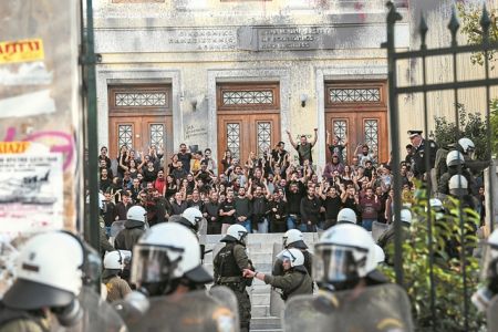 Εξετάσεις στο… Πολυτεχνείο