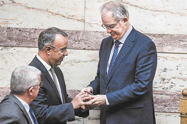 Ανάσα €1,18 δισ. σε επιχειρήσεις και επαγγελματίες