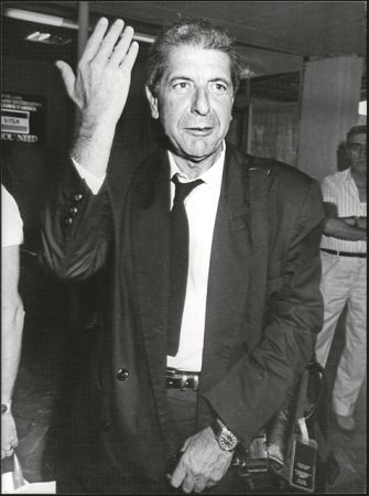 Ο Λέοναρντ ζει