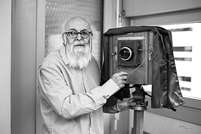 Ο πλαστογράφος που έγινε ήρωας