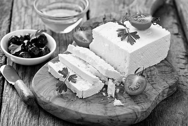 Μόνο ελληνική φέτα στα κινεζικά ράφια