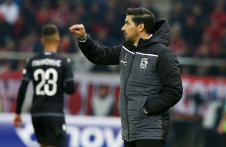 Φερέιρα: «Συγχαρητήρια σε ΠΑΟΚ, Ολυμπιακό και διαιτητή»