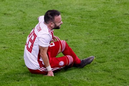 Βαλμπουενά : Τραυματίστηκε και έφυγε κλαίγοντας από το «Γ. Καραϊσκάκης»