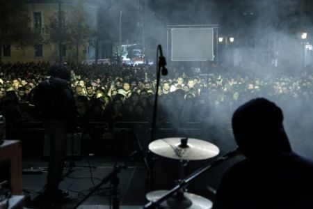 «Να μη γίνει ο φόβος συνήθειά μας»: Συναυλία –  απάντηση στο κλίμα αστυνομοκρατίας