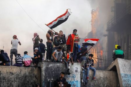Ιράκ : Αλλαγή πρωθυπουργού εν μέσω αιματηρών διαδηλώσεων