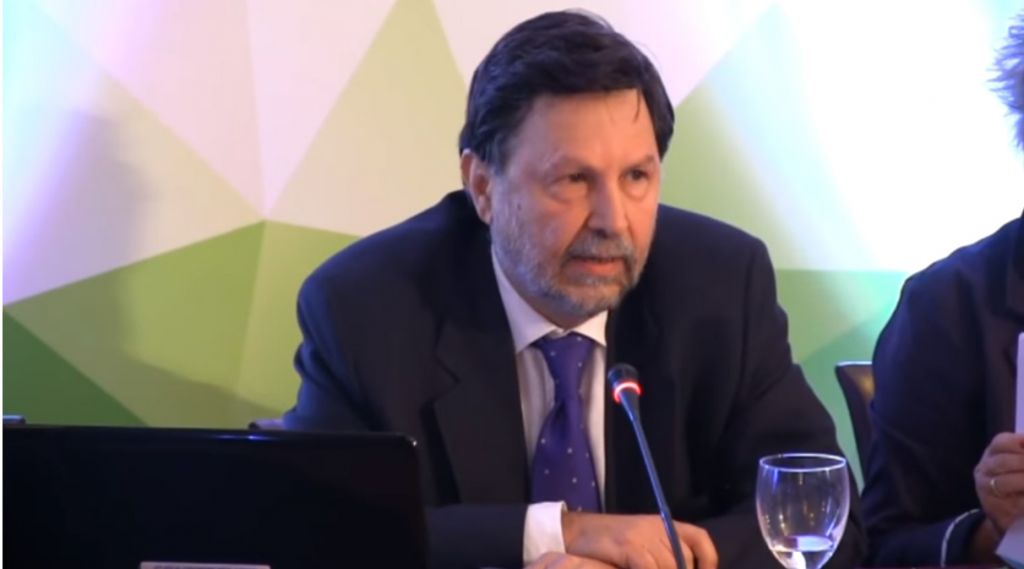 Δ. Οικονόμου: Γιατί αποχώρησε από την εκδήλωση που μιλούσε ο Ερντογάν