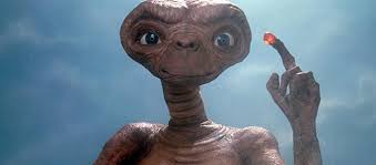 Ο E.T. αφήνει… το σπίτι του και επιστρέφει στη Γη 37 χρόνια μετά