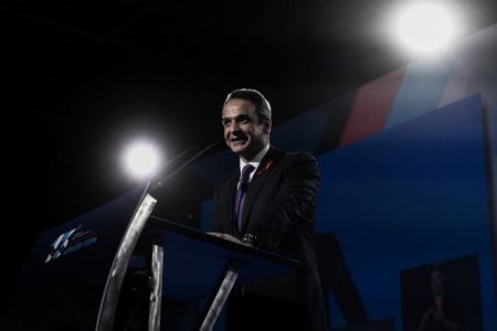 Ο Κυριάκος, τα μπουζούκια και το… κοκτέιλ χωρίς αλκοόλ