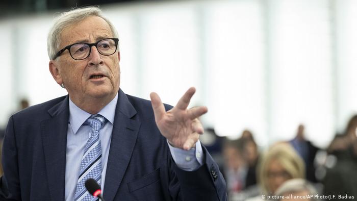 Γιούνκερ: «Οι Έλληνες, πραγματικοί ήρωες της κρίσης»