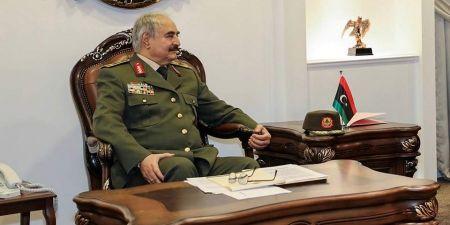 Γενί Σαφάκ: Η Ελλάδα κάθεται στο τραπέζι με τον τρομοκράτη της Λιβύης