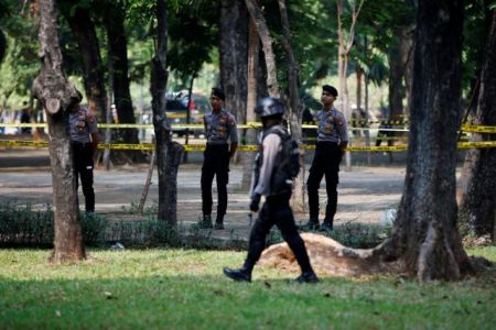 Ινδονησία: Έκρηξη χειροβομβίδας καπνού – τραυματίστηκαν δύο στρατιωτικοί