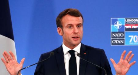 Μακρόν σε Ερντογάν: Οφείλεις να σέβεσαι την Ελλάδα