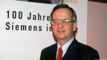 Siemens: «Αθώος» δηλώνει ο πρώην διευθύνων σύμβουλός της Χάινριχ φον Πίρερ