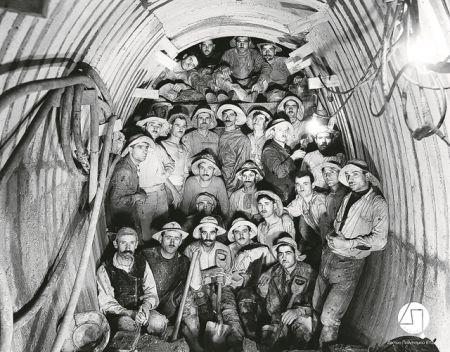 Eκθεση: Η ιστορία ενός τεχνικού έπους