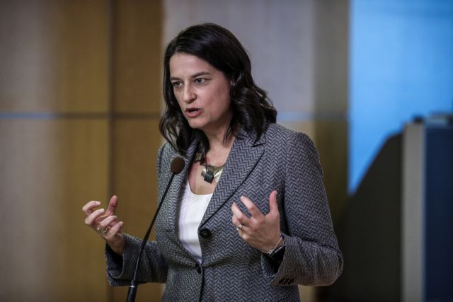 Κεραμέως: Ερχονται αλλαγές στο Λύκειο – Τι θα ισχύει με «τράπεζα θεμάτων» και απολυτήριο