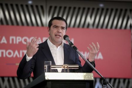 Τσίπρας: Παθητική και αμήχανη η εξωτερική πολιτική της κυβέρνησης