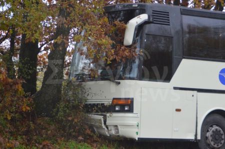 Καλαμπάκα: Σύγκρουση σχολικού με αγροτικό ΙΧ –  Το λεωφορείο μετέφερε  37 μαθητές