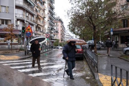 O «Ετεοκλής» φέρνει άστατο καιρό με βροχές, καταιγίδες και χιόνια