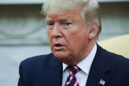 Τραμπ: Απάτη η διαδικασία καθαίρεσης