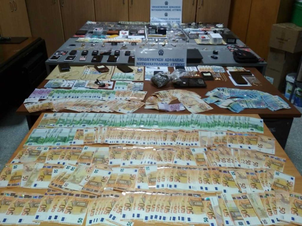 Εξαρθρώθηκε κύκλωμα που «ξάφριζε» ηλικιωμένους