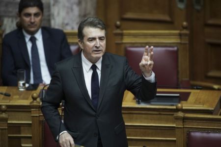 Χρυσοχοΐδης: Έρχεται ο νόμος για τις πορείες – Οι δρόμοι δεν θα κλείνουν ασυλλόγιστα