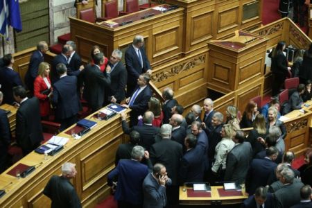 Εγκρίθηκε με 158 «ναι» ο προϋπολογισμός 2020