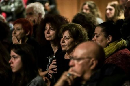 Μάγδα Φύσσα στην εισαγγελέα: «Ξαναμαχαιρώσατε τον Παύλο σήμερα;»