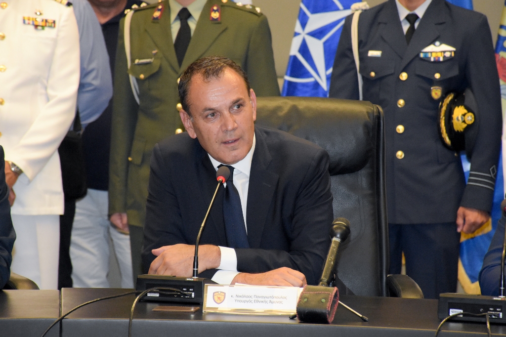 Εκτακτο επίδομα 120 ευρώ σε όλο το προσωπικό των Ενόπλων Δυνάμεων