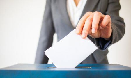 Δημοσκόπηση: Ανησυχία για τα ελληνοτουρκικά – Σταθερό το προβάδισμα της ΝΔ