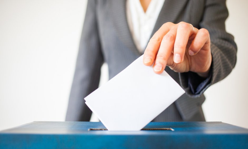 Δημοσκόπηση: Ανησυχία για τα ελληνοτουρκικά – Σταθερό το προβάδισμα της ΝΔ