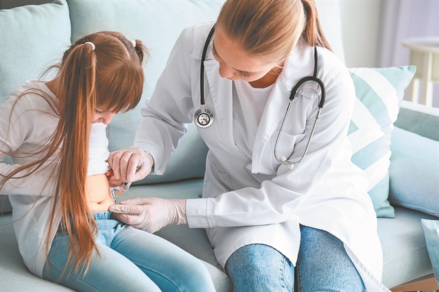 Προληπτικός έλεγχος υγείας:  Ποιες οι απαραίτητες εξετάσεις για βρέφη, παιδιά, εφήβους