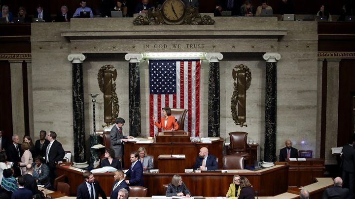 Ιστορική απόφαση : Ο Τραμπ θα δικαστεί στη Γερουσία