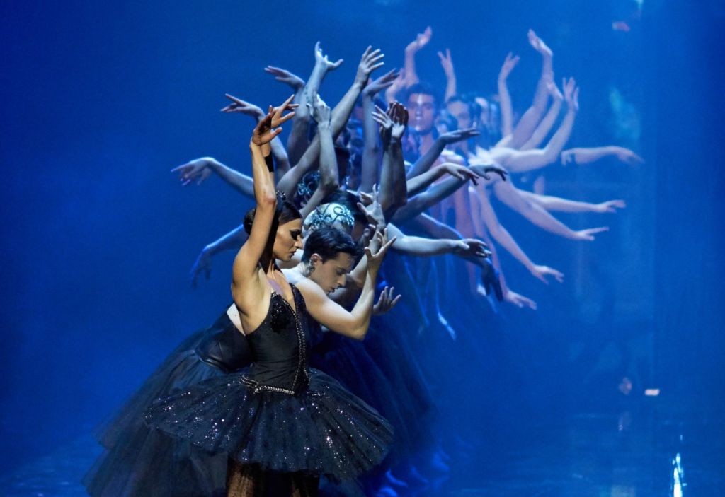 Χριστούγεννα με «Λίμνη των Κύκνων»