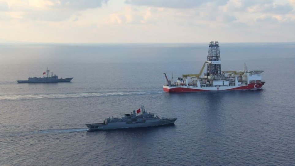 Με νέες NAVTEX η Άγκυρα συντηρεί την ένταση σε Αιγαίο και Κύπρο