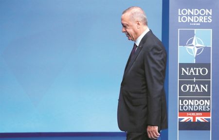 Το διπλό αδιέξοδο Ερντογάν