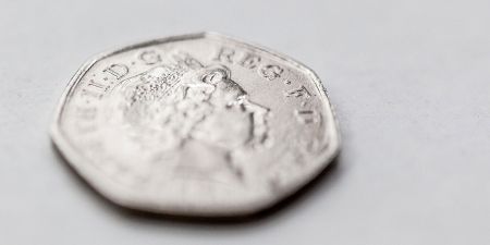 Βρετανία: Με ένα νέο κέρμα των 50 πενών θα γιορτάσουν το Brexit