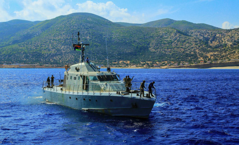 Θρίλερ με πλοίο ανοιχτά της Λιβύης – Το κατέλαβαν οι δυνάμεις του Χάφταρ για να εξακριβώσουν το φορτίο του