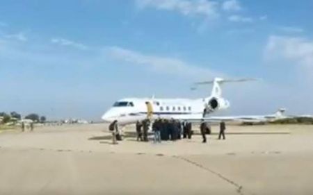 Αφίχθη στη  Λιβύη ο Νίκος Δένδιας (Βίντεο) – Συνεχίζει σε Αίγυπτο – Κύπρο